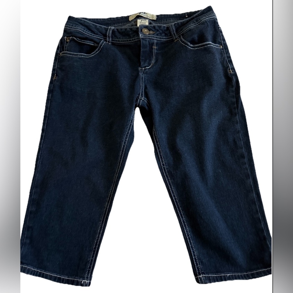 TYTE JEANS Low Rise Dark Wash Capris Bermudas Stretchy Denim Juniors Sz 9 31x16